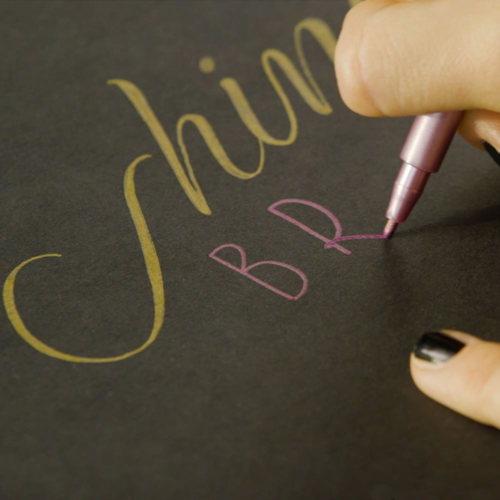 Hand Lettering en tonos metalicos